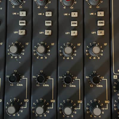 Soundcraft Delta 200 16 CH - modified / Jim Williams Late 80s / early 90s - Dark Grey image 13