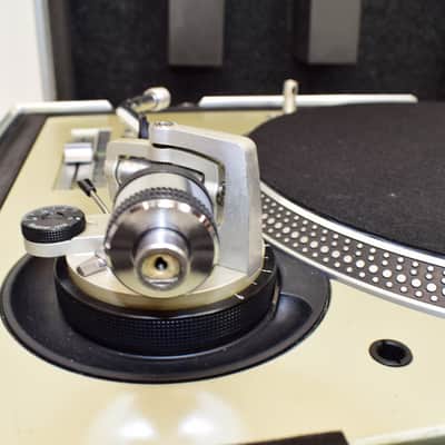 Technics SL-1200M3D Direct-Drive Turntable w/ Odyssey Road Case image 7
