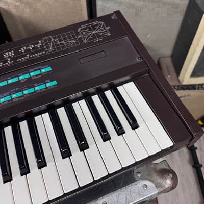 Yamaha DX-7 Digital FM Synthesizer 61 Key - 1980's image 5