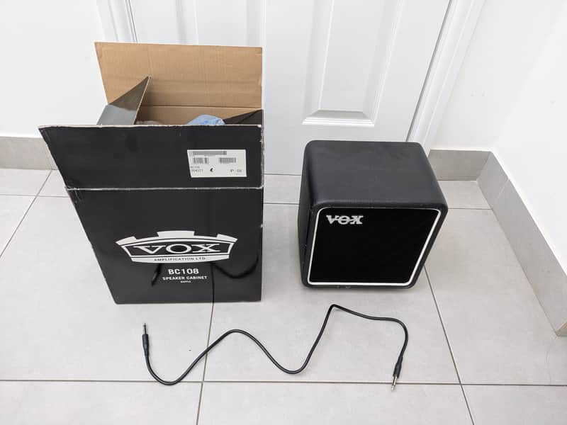 Vox BC108 Black Cab 25-Watt 1x8" Guitar Speaker Cabinet