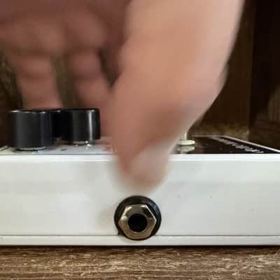 Electro-Harmonix Nano Big Muff Pi Distortion / Sustainer 2013 - Present - White / Black / Red image 6