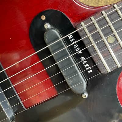 Gibson Melody Maker D With Vibrola 1966 - Cherry image 9