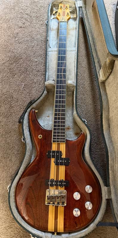 Daion Mark XX bass guitar