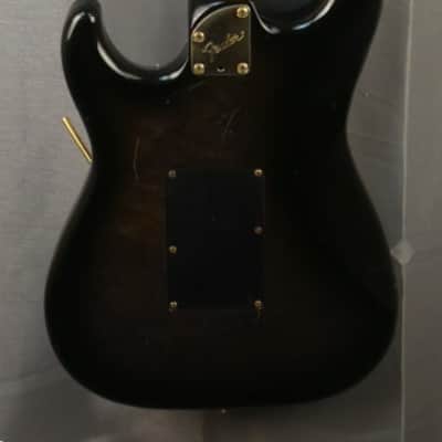 FENDER Stratocaster STR-75R 1986 - Black Burst Gold - Japan Import image 2