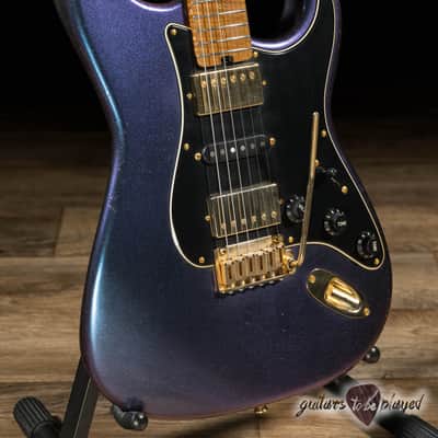 Shabat Lynx HSH Alder S-Style w/ Flame Roasted Maple – Cosmic Blue Colorshift image 3