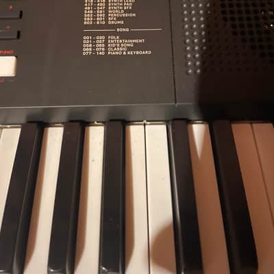 Roland E-X10 Arranger KeyBoard AA Battery & Plug in image 4