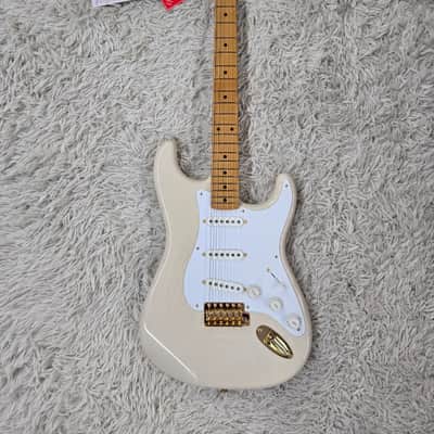 Fender Ltd Edition Vintera III Late '50s Stratocaster, Maple board, White Blonde image 1