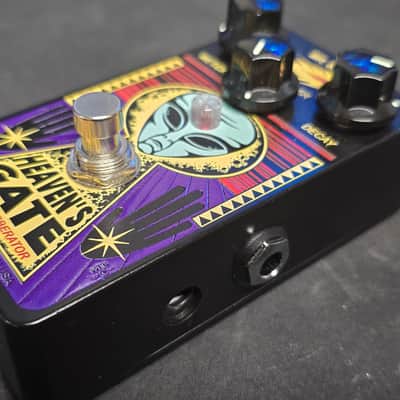 Mr. Black Heaven's Gate Gated Reverb Shoegaze 2023 - Present - Black / Purple image 2