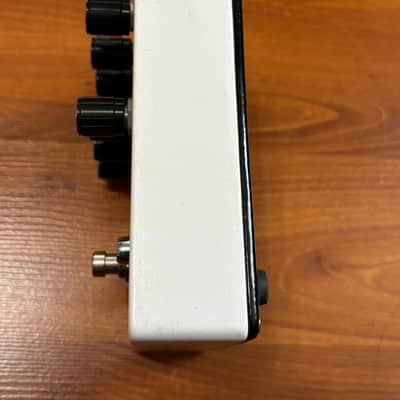 Death By Audio Ghost Delay 2010s - White image 4