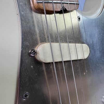 Fender Musicmaster with Maple Fretboard 1956 - 1959 - Desert Sand image 3
