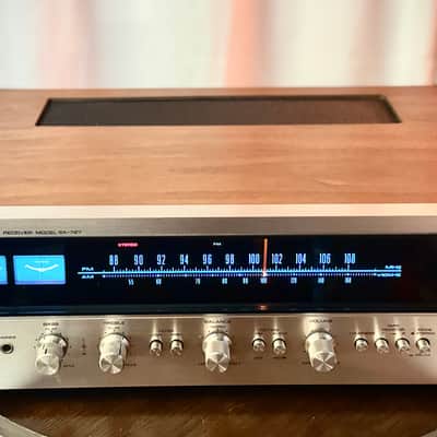 🎶✨ Pioneer SX-727 Vintage Stereo Receiver w/ Original Wood Case — Serviced/Cleaned, LED Dial, FM Aligned,  Excellent Cosmetics image 3
