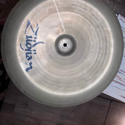 Zildjian A Customer 18”China Mid 1990’s - Brass image 2