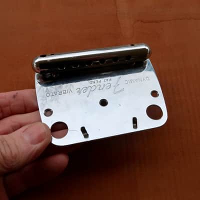 Fender Mustang Tailpiece 1965 - Nickle "Pat Pend" Nice image 9