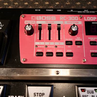 Boss RC-300 Loop Station 2011 - 2021 - Black / Red image 2