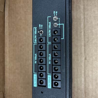 Walrus Audio Phoenix 120V Clean Power Supply 2015 - Present - Cobalt / Light Blue Bird image 2
