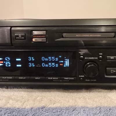 Sony MXD-D3 combo CD play and minidisc play/record deck July 1999 - Black image 5