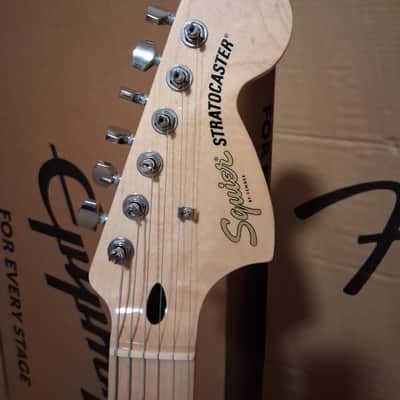 Fender Squier Affinity Stratocaster 2024 Olympic White image 2