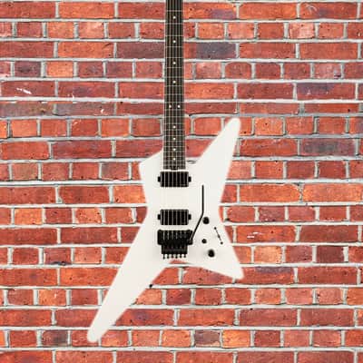 (Pre-Order) Charvel Custom Shop USA, Special Edition Star- Snow White Blue Glow image 2