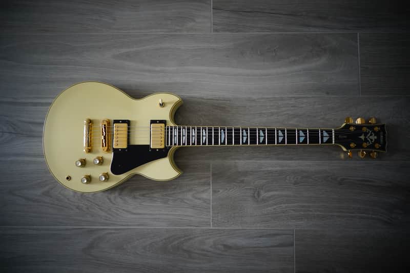 Yamaha SG2000 limited edition 2009 - Vintage White image 1