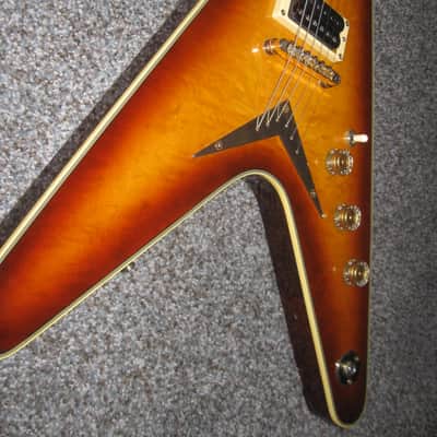 Vintage Dean V "Select model" W/OHSC image 3