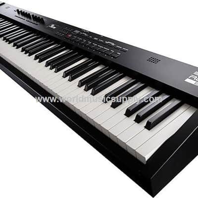 Roland Roland RD-88EX Stage Piano with Speakers image 3
