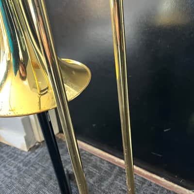 Bach TB300 Student Model Bb Trombone 2000s - Lacquered Brass image 4