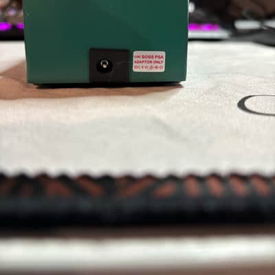 Boss TR-2 Tremolo (Silver Label) 1997 - Present - Green image 3