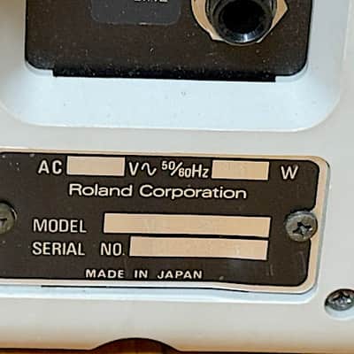 Roland MA-12C, White, Powered Nearfield Monitor, w/ Mounting Bracket, Very Good Condition image 7
