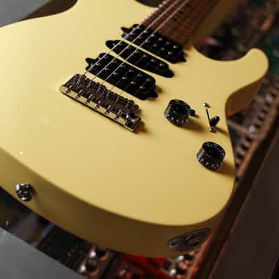 Suhr Modern Antique LE - Vintage Yellow image 3