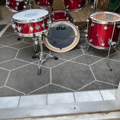 DW Performance Series 6 PC. Drum Kit w/ Hardware 2016 - Present - Cherry Stain Lacquer image 5