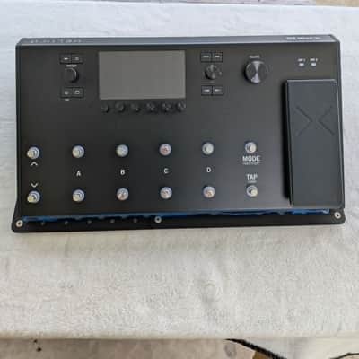 Line 6 Helix LT 2017 - Present - Black /// With $200 Holey Board Base image 2