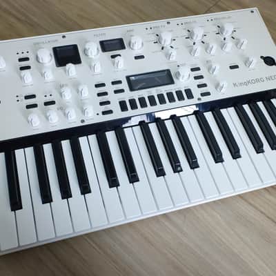 Korg KingKORG Neo 37-Key Analog Modeling Synthesizer 2024 - Present - White