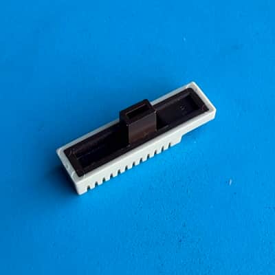 CASIO MT-35 Vintage Keyboard Part: Volume Tempo Fader Slider Cover Cap image 5