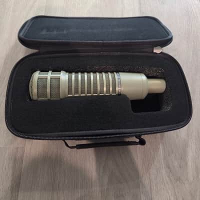 Electro-Voice RE20 Cardioid Dynamic Microphone 2021 - Present - Beige