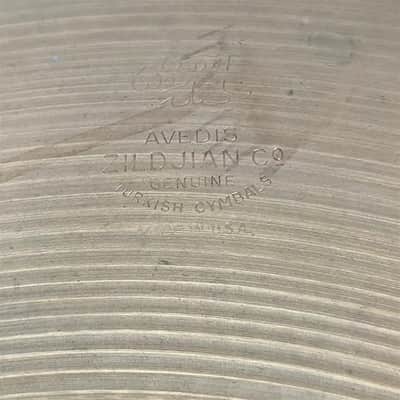 Used Vintage Zildjian A Medium Ride Cymbal 22" 3308 grams - Good image 2