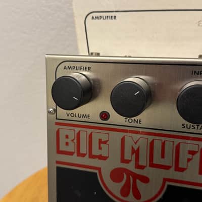 Electro-Harmonix Big Muff Pi V9 frantone era 2000’s - Silver / Black / Red image 8