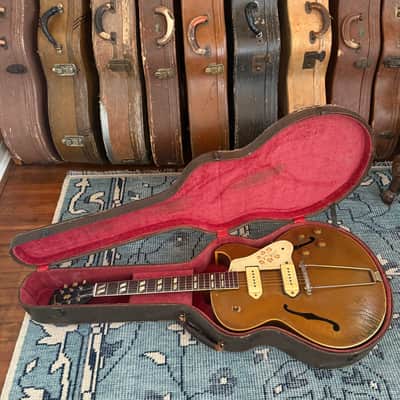 Late 1940s to Early 1950s 16" Lifton Acoustic or Archtop Case image 5