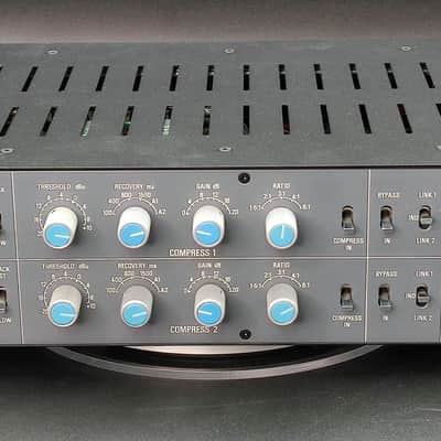 Neve 33609 early Stereo Compressor/Limiter AKA “Metal Knobs” Original SUPERB! image 18