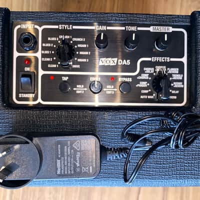 Rare Vox DA5 Portable Micro Amplifier Chrome Grille Battery Powered or Adapter! image 6