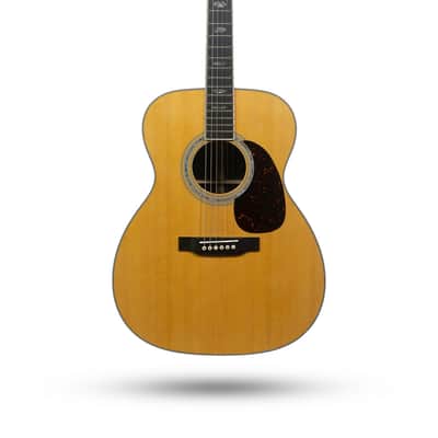 Martin J-40 Standard - Natural image 1