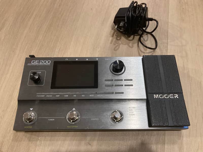 Mooer GE-200 Guitar Multi-Effects 2010s - Black image 1