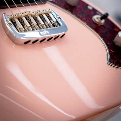G&L Tribute Fallout Shell Pink MP image 3