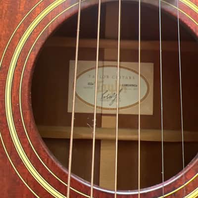 VIDEO DEMO Taylor 322e with original case and documentation (US customers, tax included in shipping cost) image 3