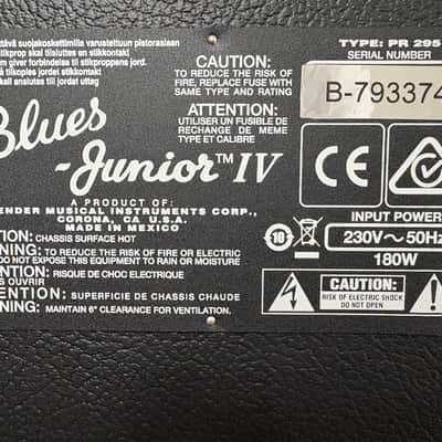 Fender Blues Junior IV 15-Watt 1x12" Guitar Combo - Black image 8