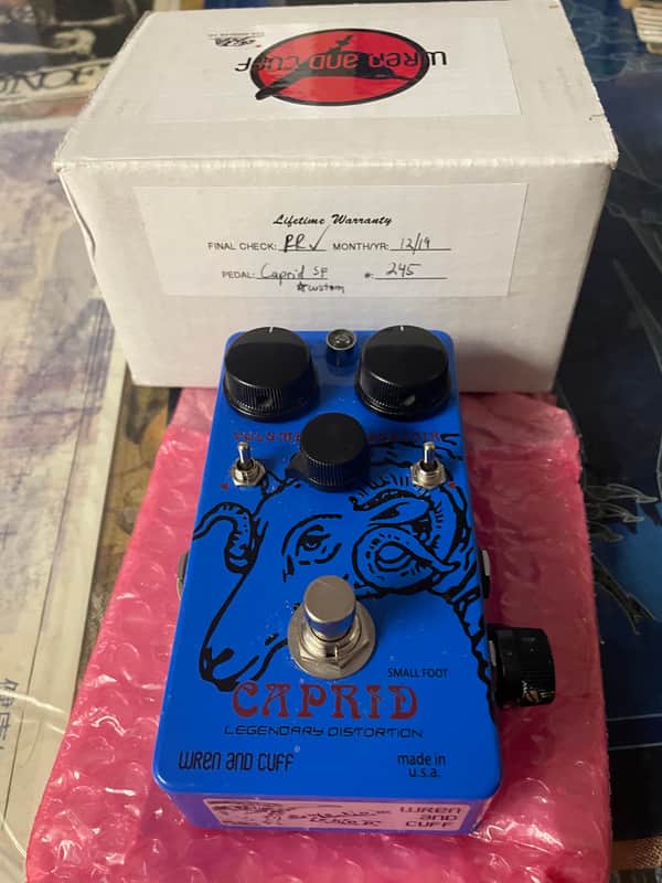 Wren and Cuff Caprid Small Foot 2019