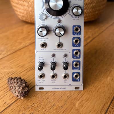 Dannysound EN129 Thru-Zero Oscillator image 1