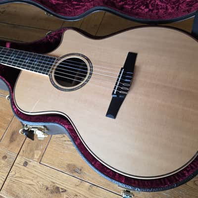 Taylor 814ce-N Acoustic/Electric Nylon String Guitar image 1