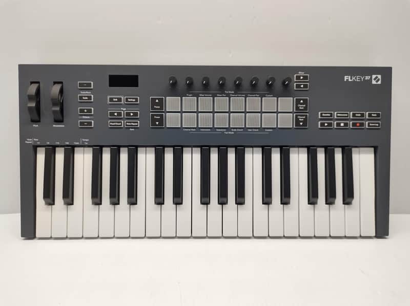 Novation FLkey 37 MIDI Keyboard Controller 2022 - Present - Black image 1