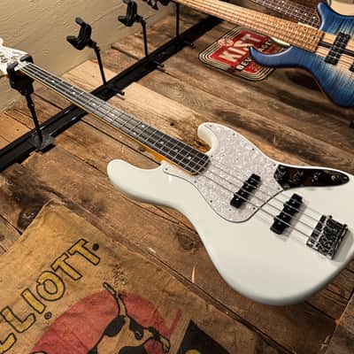 Fender Flagship Tokyo Edition Jazz Bass 2025 image 10