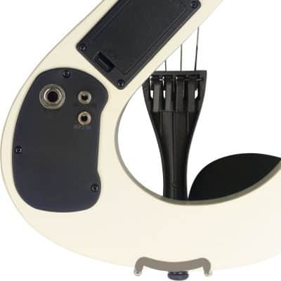 Stagg EVN 4/4 WH S Shaped Electric Violin Set w/Soft Case, Bow, Strap, Rosin, Headphones & 9V Battery image 3